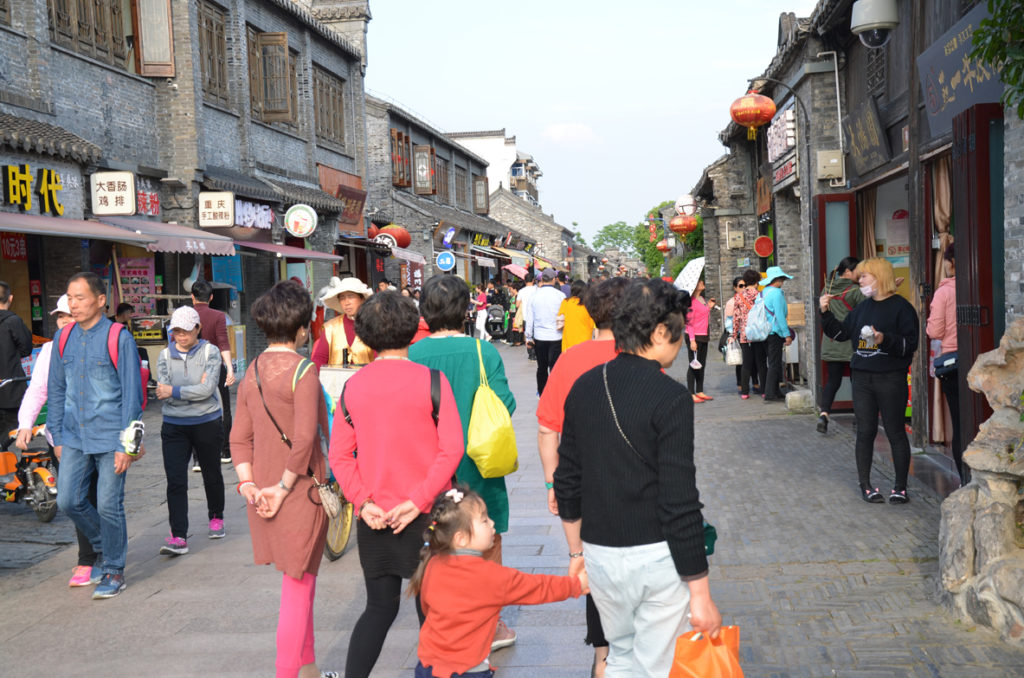 Yangzhou history, dong guan street
