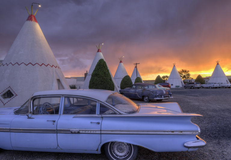 Wigwam Motel and the vintage cars, on Old Route 66 in Holbrook, Arizona
