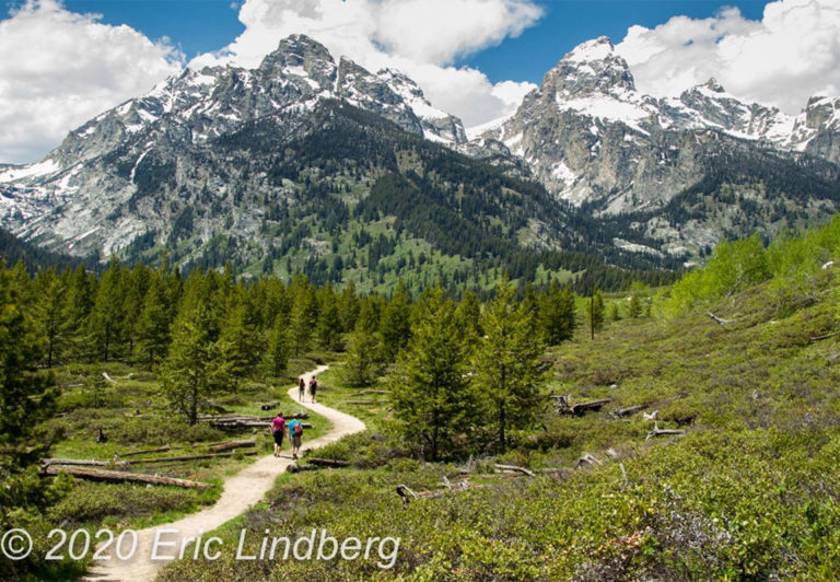 With 200 miles of trails, Grand Teton National Park hiking options range from easy nature walks to strenuous climbs over high mountain passes.