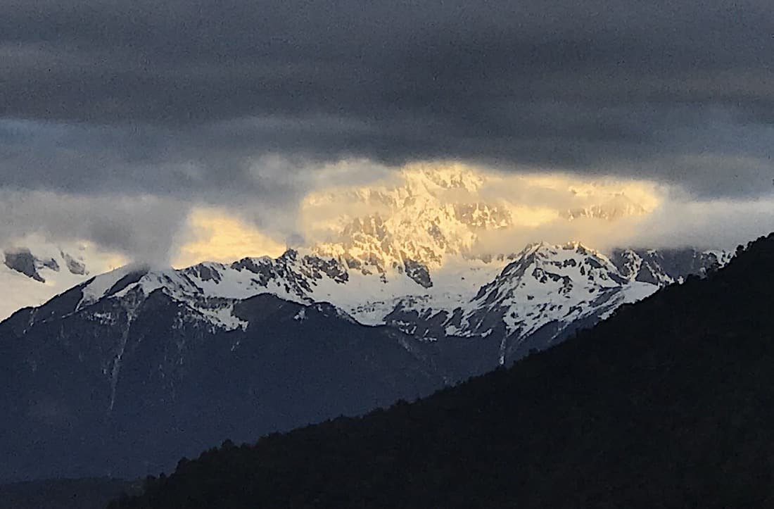 Meile Snow Mountains