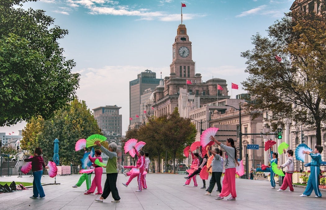 Dancers on the Bund