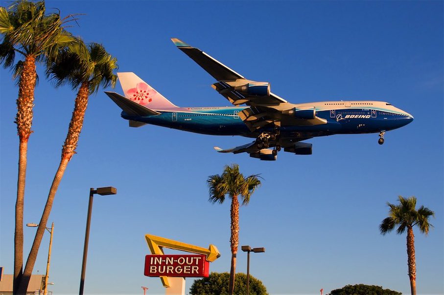 In-n-Out Burger next to Los Angeles International Airport