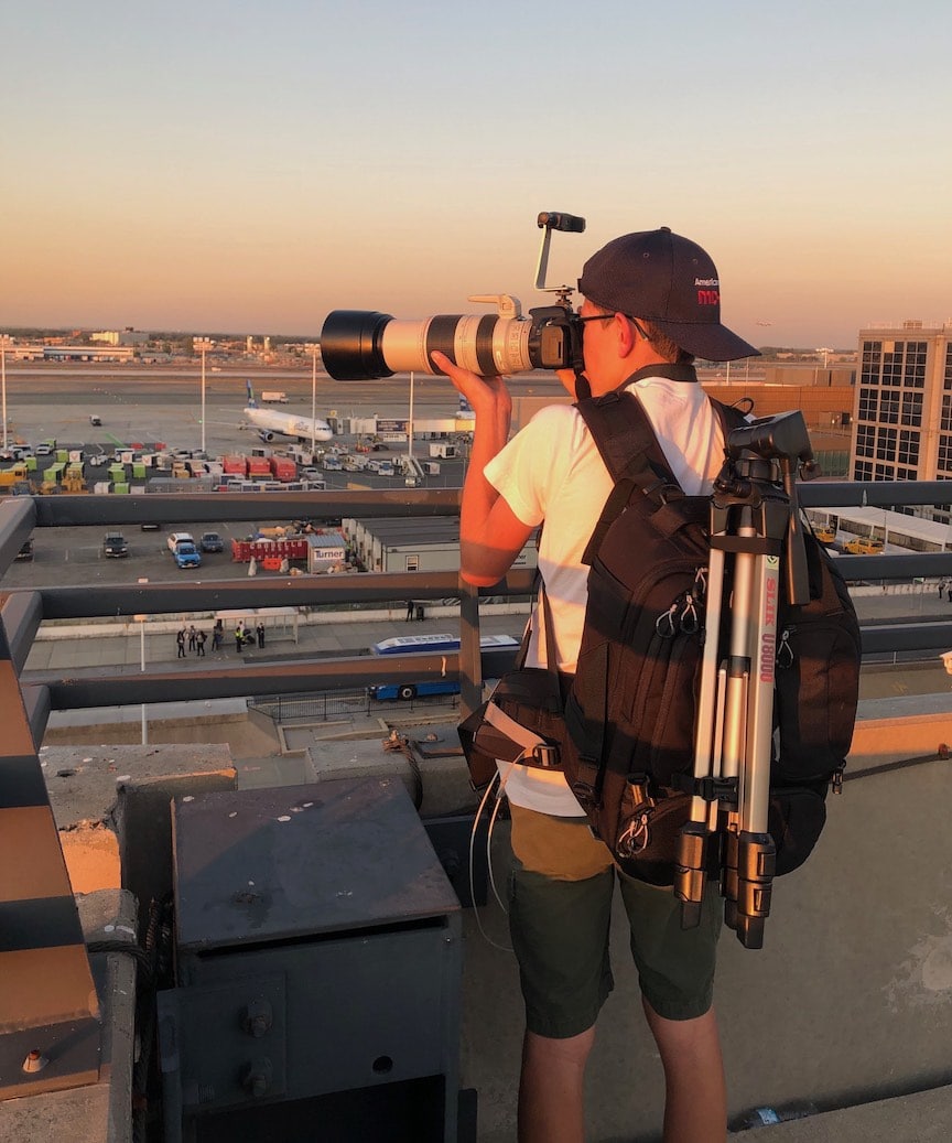 Plane spotter Luca Flores