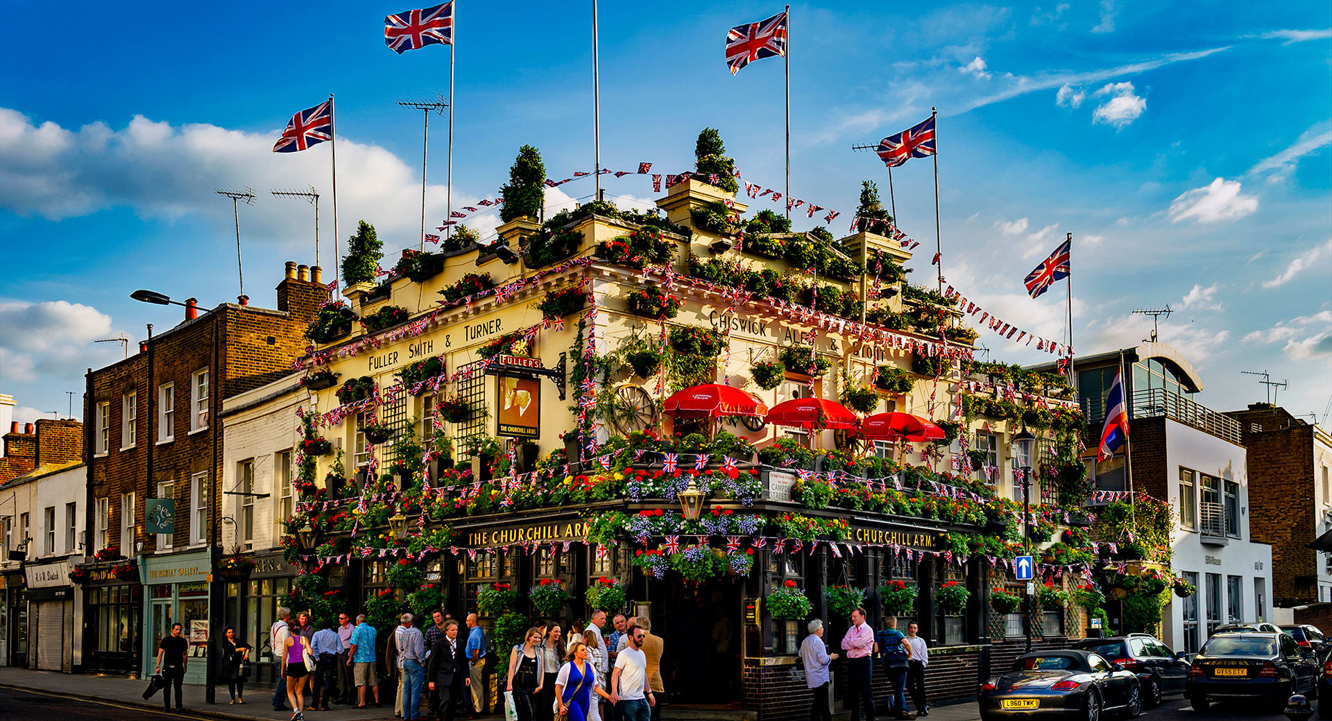 HOMEPAGE-Fuller-Smith-and-Turner-The-Churchill-Arm-Exterior HOMEPAGE-Fuller-Smith-and-Turner-The-Churchill-Arm-Exterior