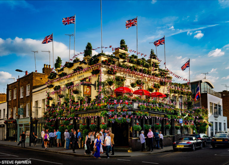 HOMEPAGE-Fuller-Smith-and-Turner-The-Churchill-Arm-Exterior