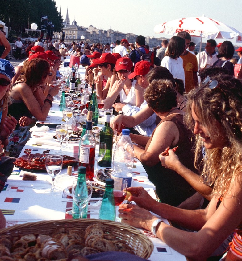 Friday Night dinner with Atlantic Oysters in Nouvelle-Aquitaine