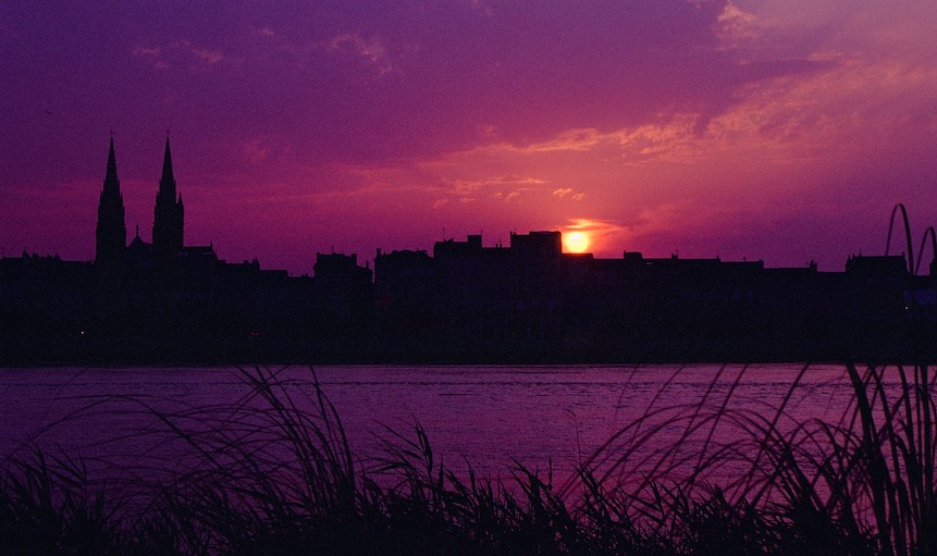 Sunset over the Lot River in Nouvelle-Aquitaine.