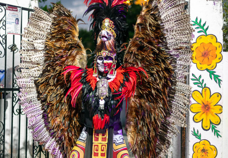 The gate to the city cemetery is guarded by the Maya god representing the eagle. The eagle was associated with Heaven’s spiritual realm. Mayans believed that eagles were messengers between the heavens and the gods.