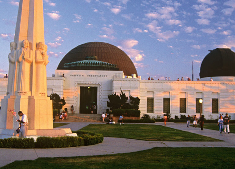 griffith observatory exterior