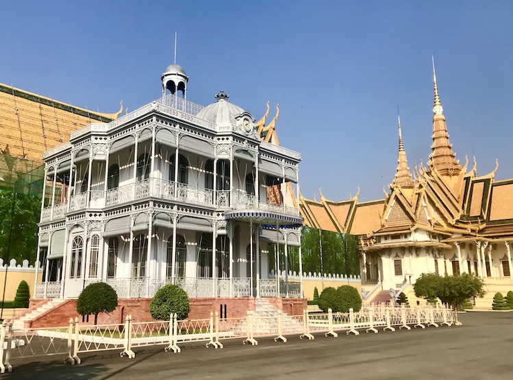 The Napoleon III pavilion is architecturally out of place on the Royal Palace grounds, but remains an intriguing addition. I