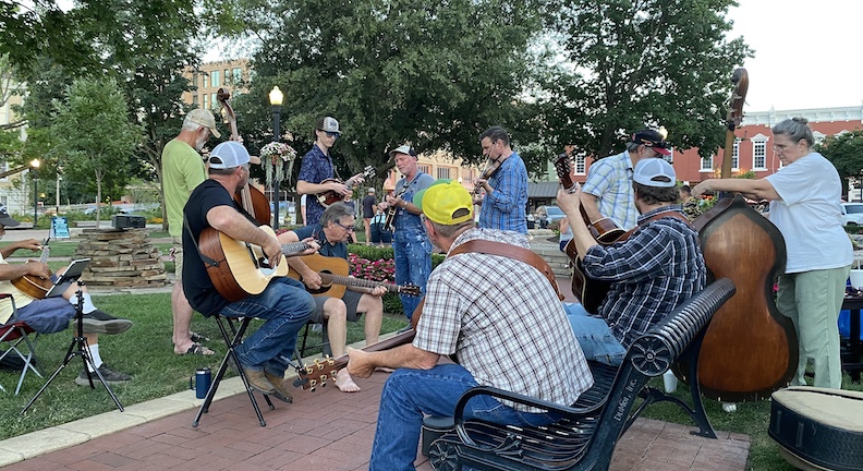 Bluegrass musicians from all over Arkansas get together every Thursday for “Pickin On The Square.”