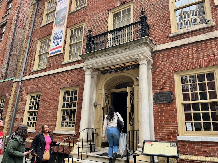 Fraunces Tavern, today a restaurant and museum, is considered to be the oldest existing building in Manhattan.