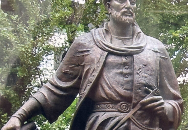 In Samarkand, there is a statue of Ulugh Beg, the astronomer grandson of Amir Timur noted for his contributions to astronomy and mathematics.