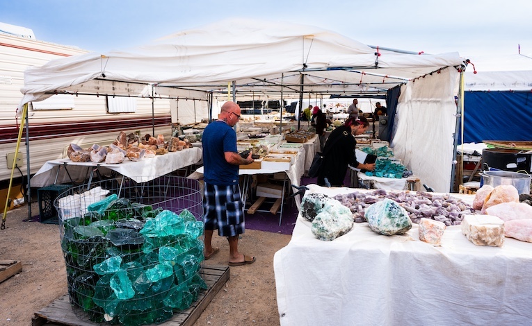 Hundreds of thousands attend Quartzsite’s free gem shows every winter.