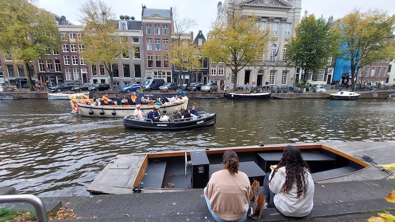 Taking a canal tour or party boat is a nice way of avoiding crowds when tour groups and day-trippers crowd Amsterdam’s narrow streets, peaking in the late morning and afternoon.